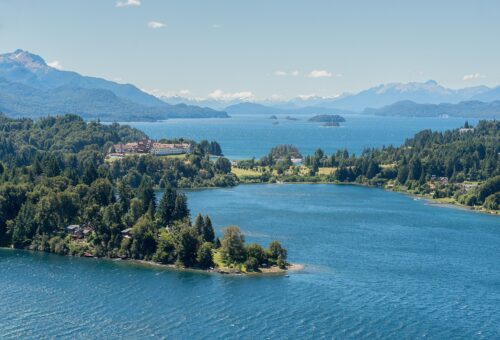 Bariloche e o Lago Nahuel Huapi vistos da Peninsula Llao Llao