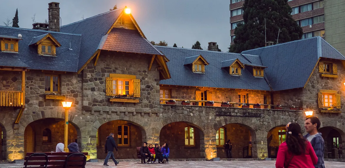 centro cívico bariloche, Centro Cívico de Bariloche: fotos, Vale Liberdade